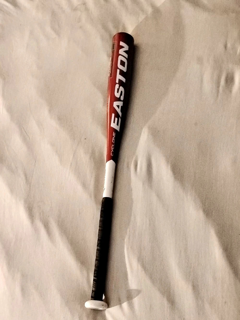 Easton Cyclone -10 Aircraft Alloy Baseball Bat YB13CY Red & Black